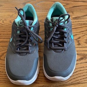 Nike size 8 sneakers
